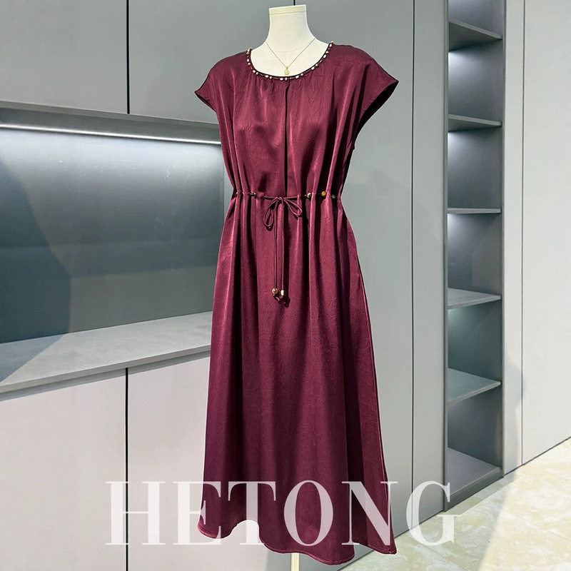 Mom's Summer Dress, Noble Silk Dress, Dignified and Elegant, Summer Waist-Cinching Dress for Middle-Aged and Elderly Women, 2026 New Style Mom's Summer Dress, Noble Silk Dress, Dignified and Elegant, Summer Waist-Cinching Dress for Middle-Aged and Elderly Women, 2026 New Style