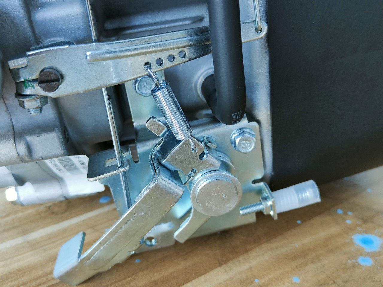 Longxin LC1P92F-1 Vertical Axis Gasoline Engine 452cc16 Horsepower Line Removal Machine Remote Control Lawn Machine