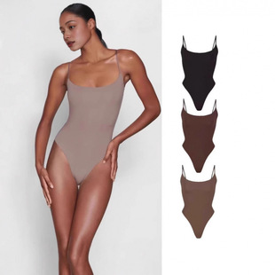 SKIMS����ɺFITS EVERYBODY CAMI ���������B�w���ăȴ����Ը�