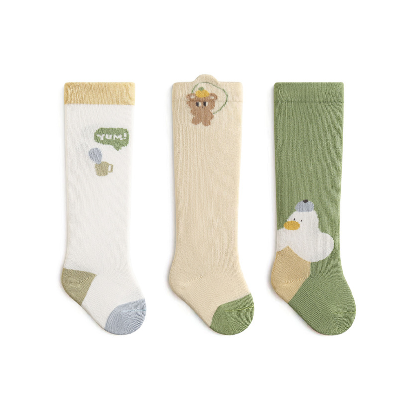 Bebé calcetines altos primavera y otoño sin hueso lindo dibujos animados calcetines de bebé sobre la rodilla no piernas apretadas niños y niñas calcetines largos de algodón