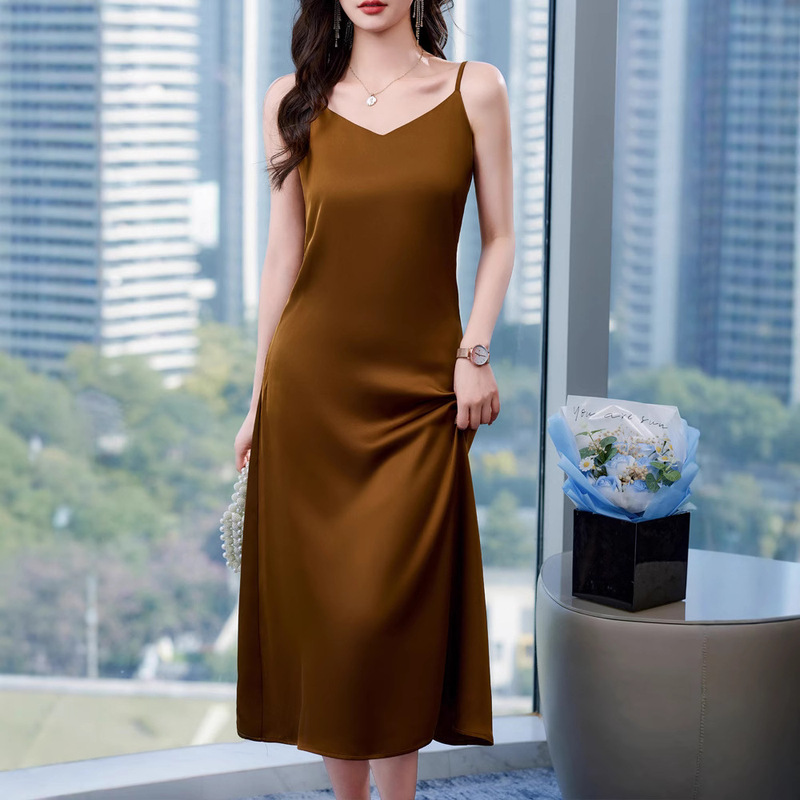 Black Spaghetti Strap Dress 2026 New Style Women's Summer High-End Drapey Chiffon Satin Long Dress for Layering under a Suit