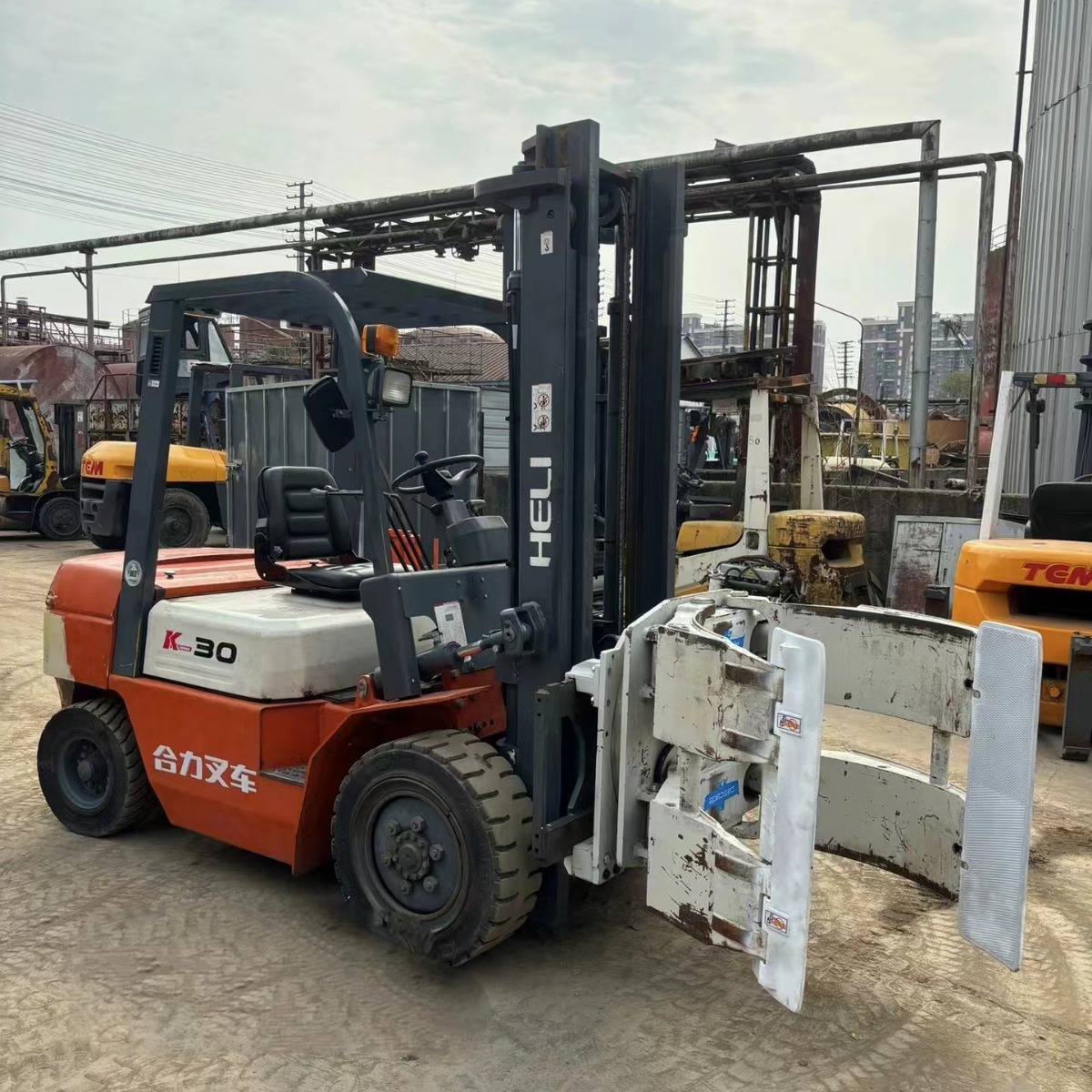 合力圆夹抱叉车，合力纸卷夹叉车，合力3吨圆夹抱叉车，HELE叉车