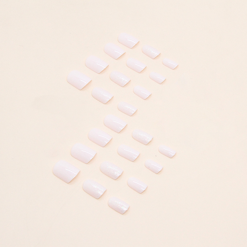 Art de fille simple, rose, tendre et doux, doux et mignon, paillettes aurore, faux ongles roses, morceaux d'ongles courts portables_voghion.com