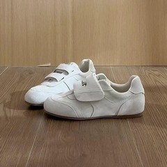 シープスキンバージョン~レトロカジュアルスポーツシューズベルクロ深口フラットソール女性用秋と冬の新しいフォレストシューズ