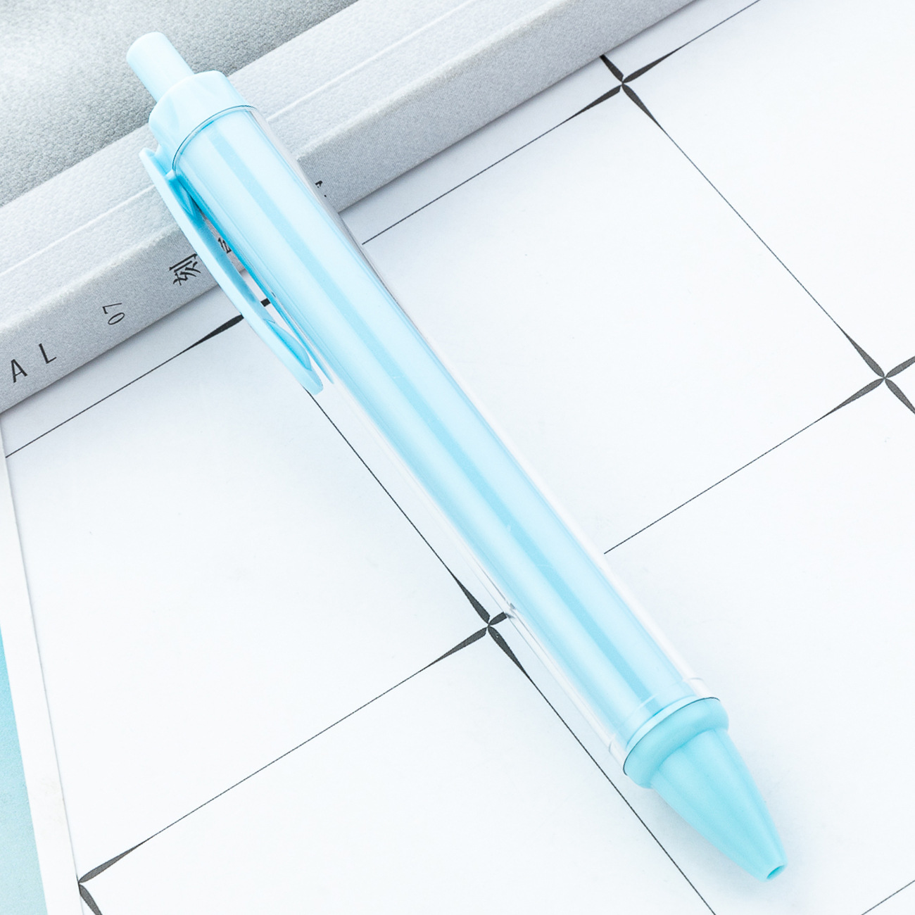 Bolígrafo de plástico transparente de papel vacío insertable diy cartón de dibujos animados bolígrafo de regalo publicitario personalizado