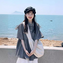 日系格子短袖衬衫女夏季设计感小众文艺衬衣学生韩系宽松翻领上衣