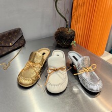 �W��վGŮЬ26�����r���ް�ܛ������Ƥ�A�^���m���и߸����^��Ь