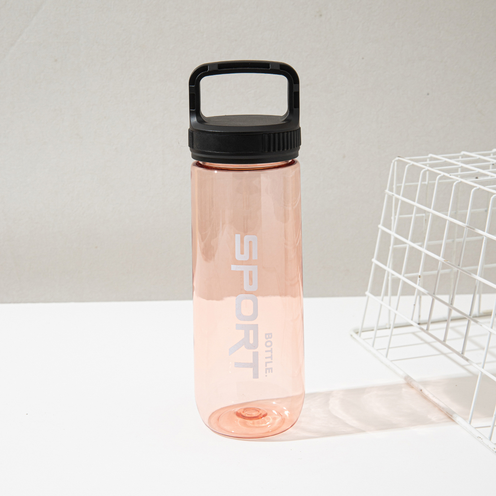 Nueva botella de agua de plástico para deportes de gran capacidad para estudiantes varones hervidor de fitness resistente a altas temperaturas taza de espacio al aire libre portátil de verano