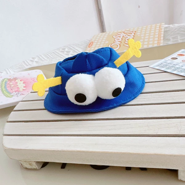 Embroidered fisherman hat blue monster