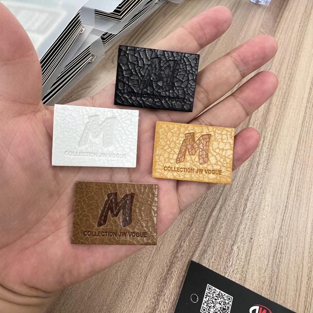 自粘皮革装饰布贴 衣服羽绒牛仔破洞修补补丁鞋帽裤子皮衣diy贴布