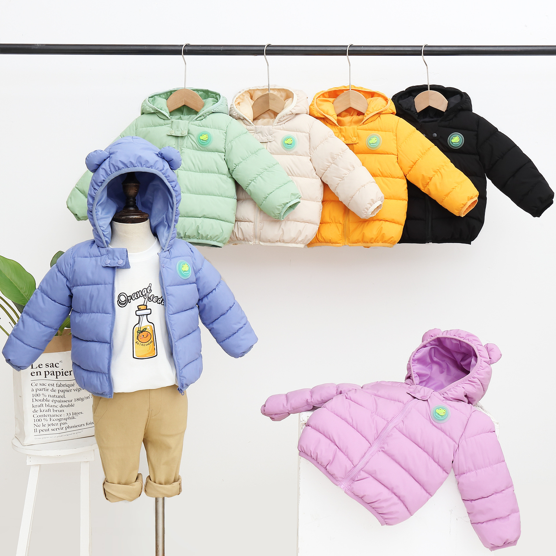 2023 Nueva chaqueta acolchada de algodón para niños de invierno para niños pequeños niños y niñas bebé engrosada chaqueta acolchada de algodón