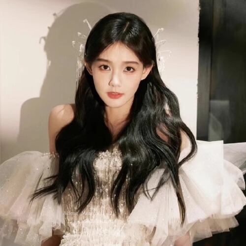 Li Yitong's favorite butterfly-winged, forest-style elf-inspired hair clip with tassel—perfect for bridal evening gowns, wedding dresses, and fairy-like hair accessories.