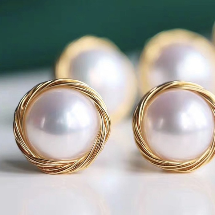 Boucles d'oreilles vintage en perles d'eau douce et argent doré_voghion.com