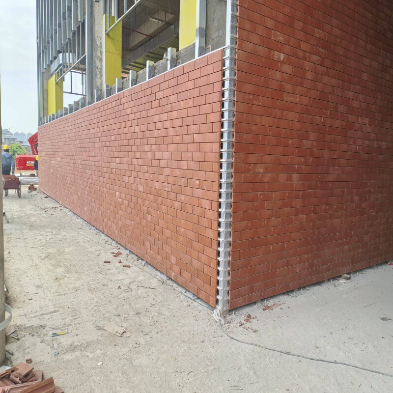 Exterior Wall Aluminum Plate Inserts, Clay Bricks, Corner Bricks, Outer Facade Inserts, Cut Out Steel Hanging Bricks, Various Ceramic Customized Products