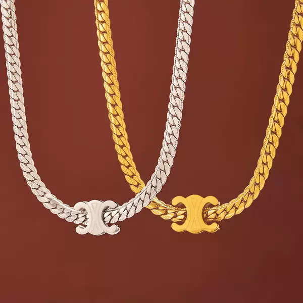 Yunyao's Popular Necklace with European and American Style, Zircon Inlay, 18K Gold, European and American Style Clavicle Chain, Bracelet, Necklace for Women, Niche Design