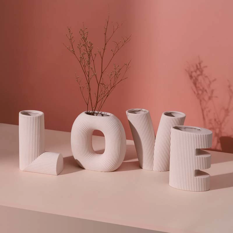 Креативное искусство, керамическая ваза с буквой LOVE, цветочная композиция, высококачественное украшение для свадебной комнаты, мягкое украшение, украшения в стиле ваби-саби