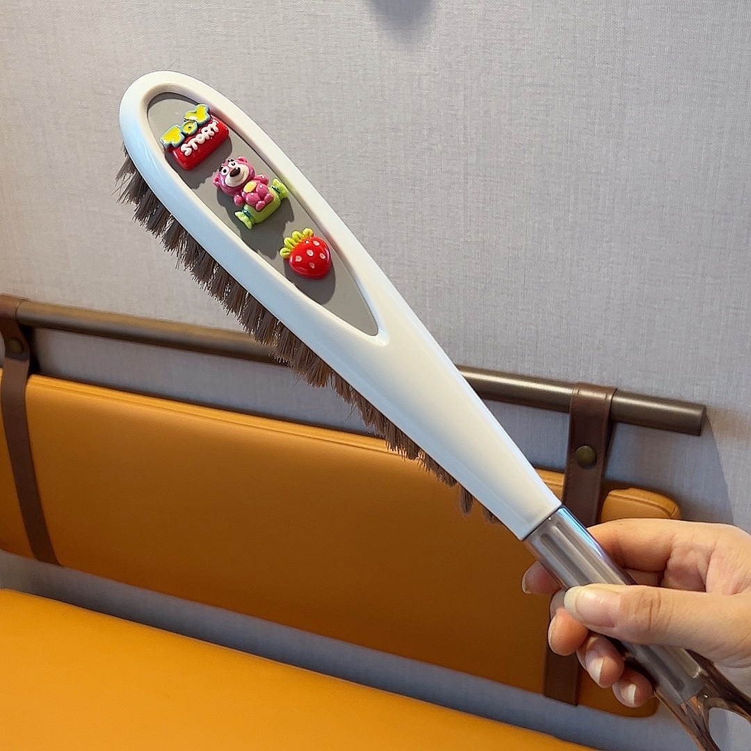 흰색 대형 핑크 곰 침대 브러시