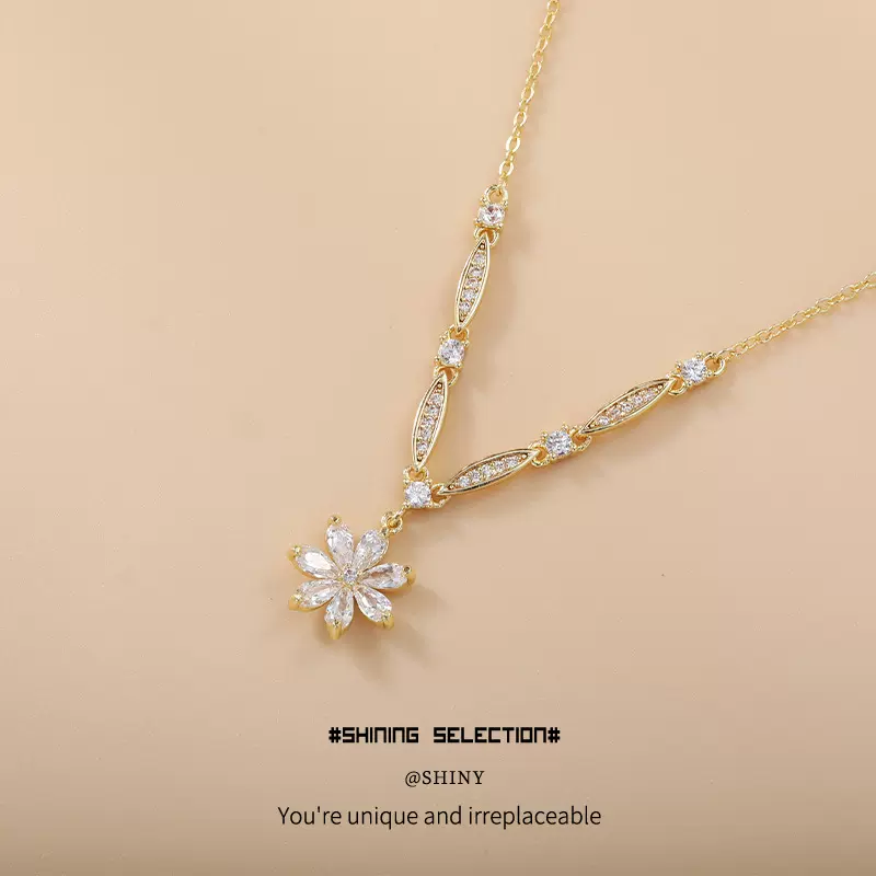 深V单锆花朵项链精致百搭气质轻奢高级感超闪锁骨链时尚简约颈链