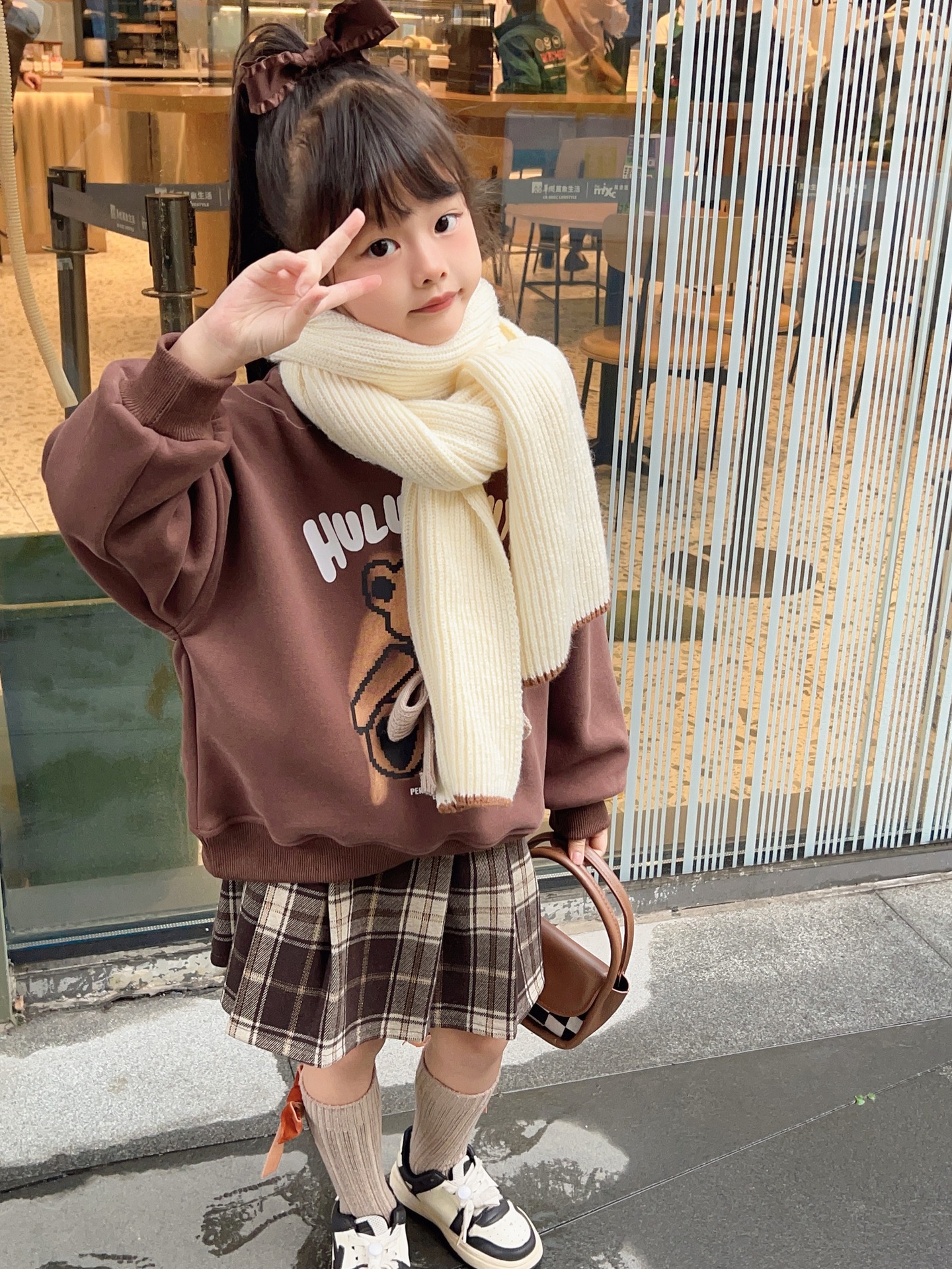 7BC058F0-F874-40D8-A24D-53F086