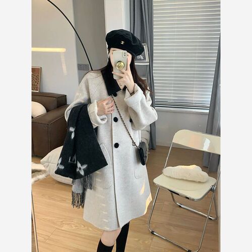 Collar Contrast Style Wool Coat for Women, Winter Medium Long Wool Blend Overcoat