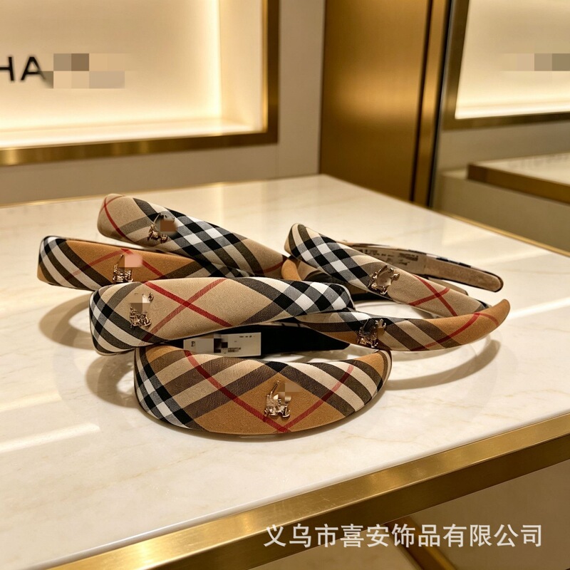 Korean-style retro bbr plaid hairband for washing face, French minimalist versatile sponge headband for women, 2026 new model