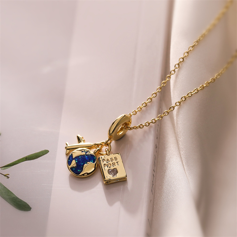 1 Piece Quantity Wholesale Basic Modern Style Classic Style Earth Camera Copper Enamel Inlay Zircon Pendant Necklace