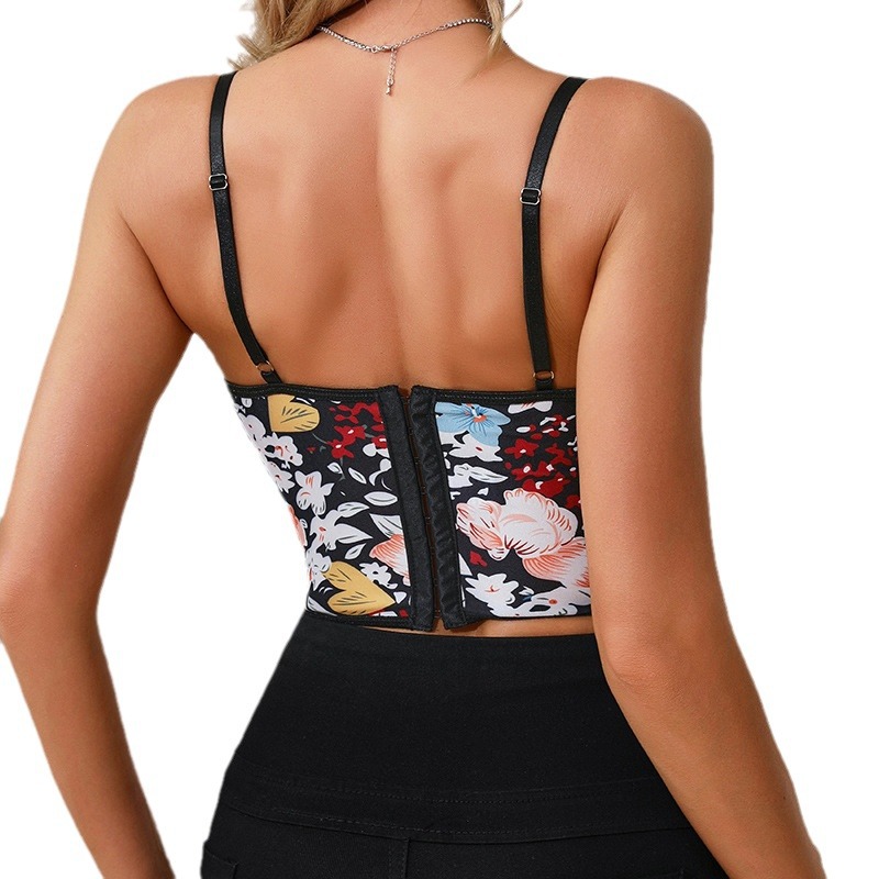 La belleza se vende bien en Europa y los Estados unidos, el encaje de pestañas de color estampado es sexy, las chicas calientes cortas usan chalecos de tirantes por fuera y por dentro.