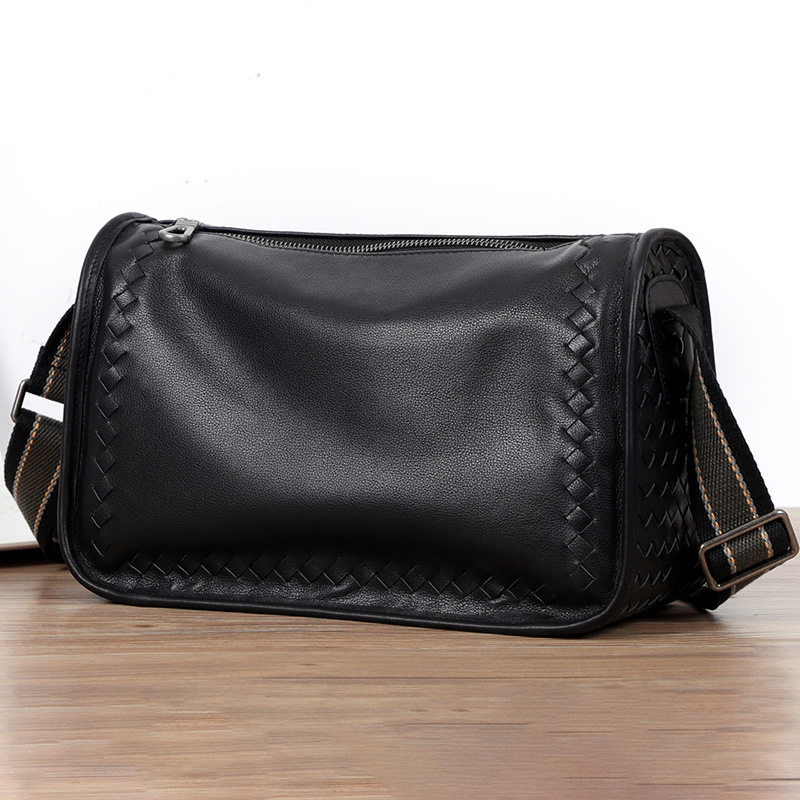 Túi đeo chéo nam da thật dệt đan 29×11×17 cm — Màu đen da bò, Màu đen da cừu