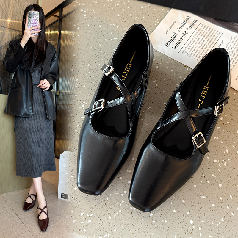 520-4 프랑스 레트로 싱글 신발 요정 스타일 얕은 입 메리 제인 신발 여성 플러스 지방 플러스 사이즈 여성 신발