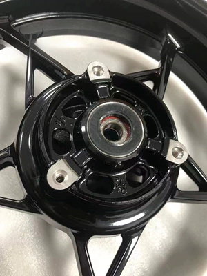 Motorcycle wheel hub – hub