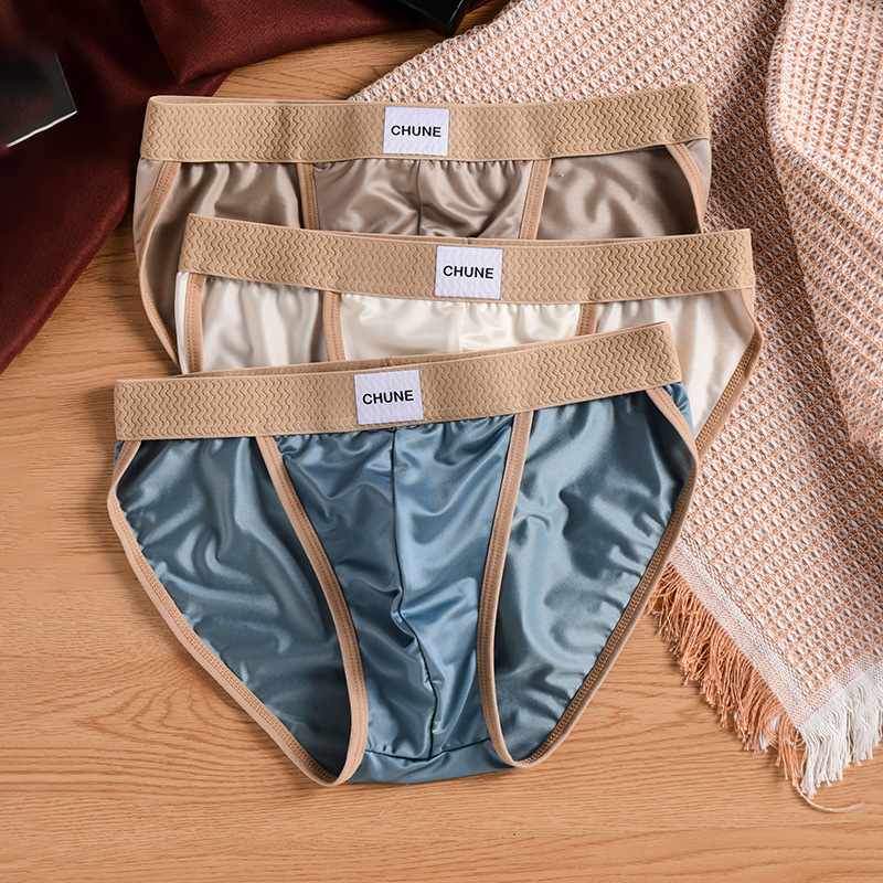 Men's Underwear Satin Ice Silk Thin Mid-Waist Comfortable Simple Men's Briefs One-Piece Breathable Antibacterial