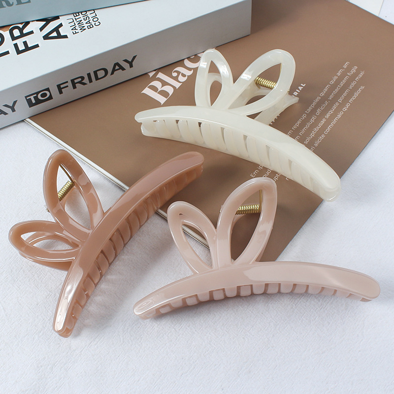 Nueva pinza de pelo hueca con forma de mariposa para mujer, tamaño grande, color sólido, tacto de alta gama, elegante pinza de tiburón para cabello grueso.