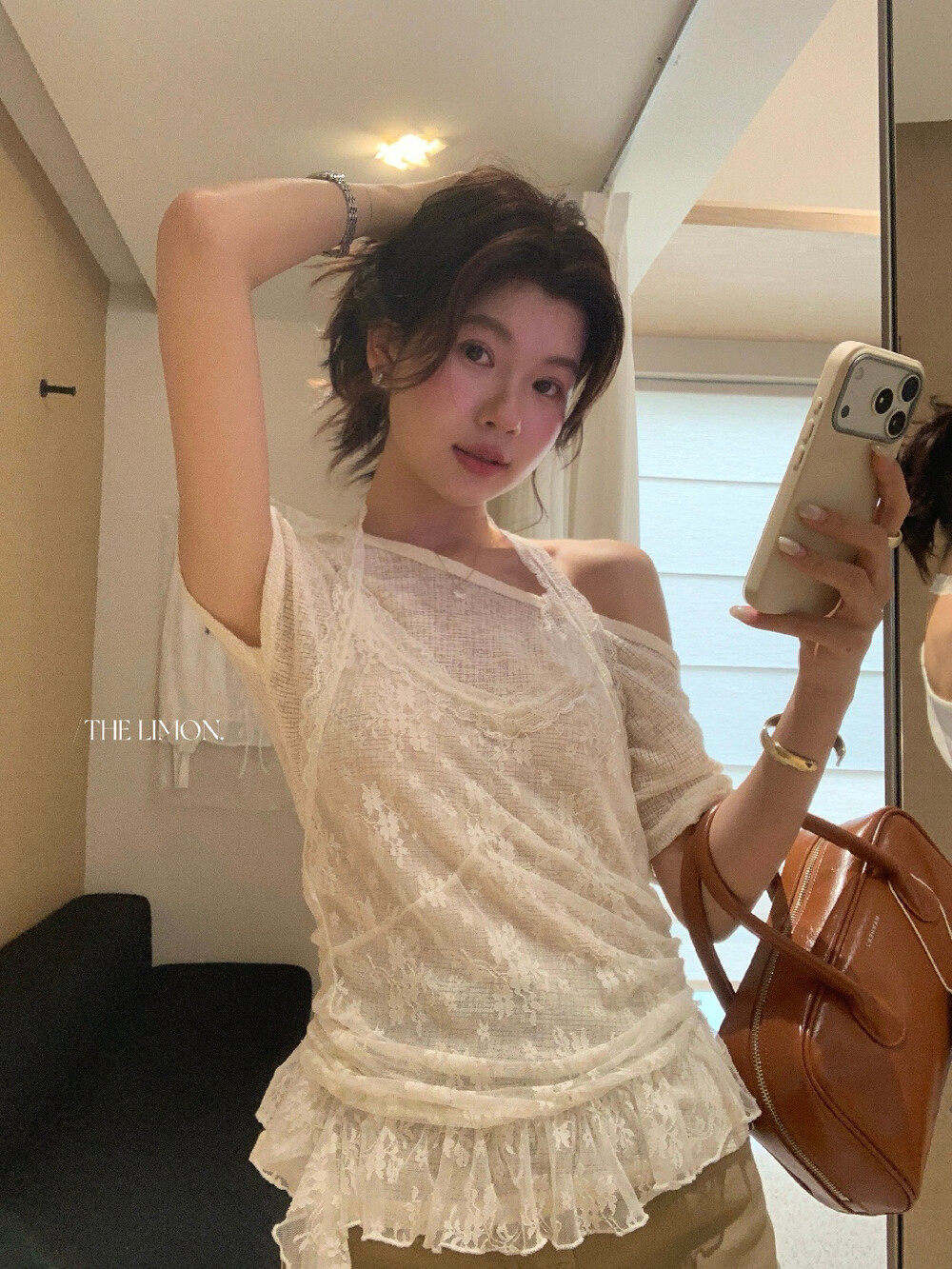 Bộ áo khoác chống nắng lệch vai kết hợp áo hai dây ren cổ yếm nữ tính mùa hè — màu mơ chi tiết 11
