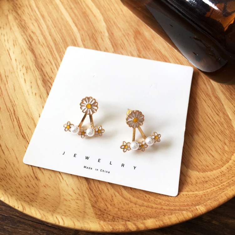 Creative Fashion Daisy Earring display picture 6