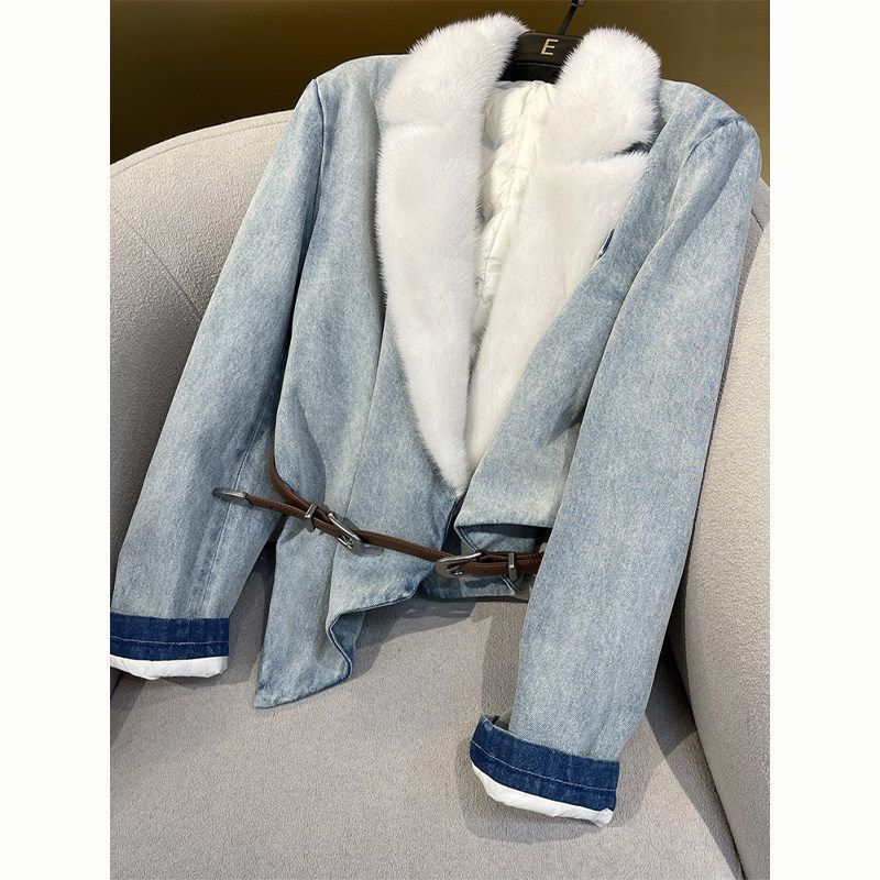 Fashionable Niche Designer Style 2025 Winter New Irregular Belt Slimming Mink Fur Collar Denim Short Jacket for Women Fashionable Niche Designer Style 2025 Winter New Irregular Belt Slimming Mink Fur Collar Denim Short Jacket for Women