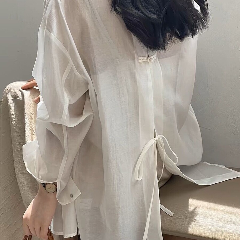 Lightweight Tencel sun-protective shirt jacket for women, 2026 new style, with a back slit, Chinese-style button-up long-sleeve top for summer
