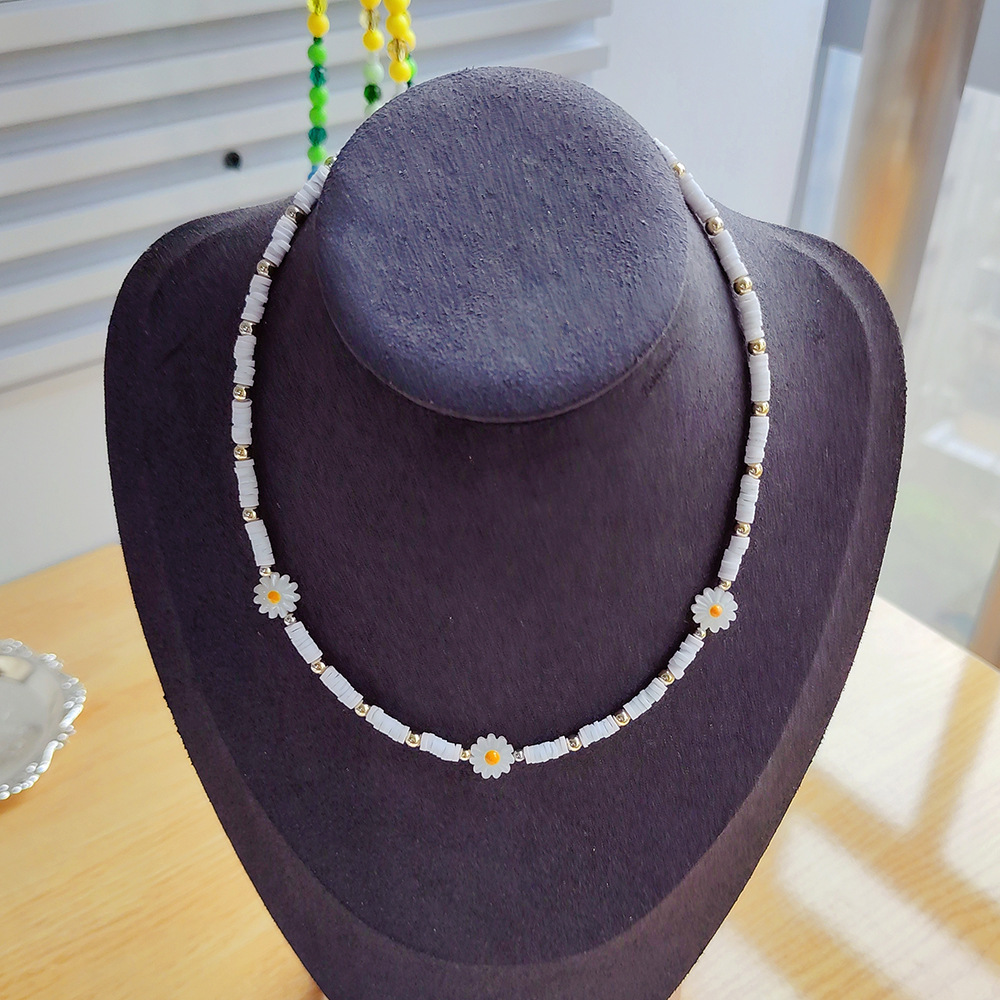 12g Weight Pendant Necklace Classification 1 Piece Quantity Daily Occasion Natural Freshwater Pearl, soft clay Material Heart Shape Pattern Women'S Gender Beaded Design Fashion Style Fashion Heart Shape Natural Freshwater Pearl Soft Clay Beaded Women's Pendant Necklace 8