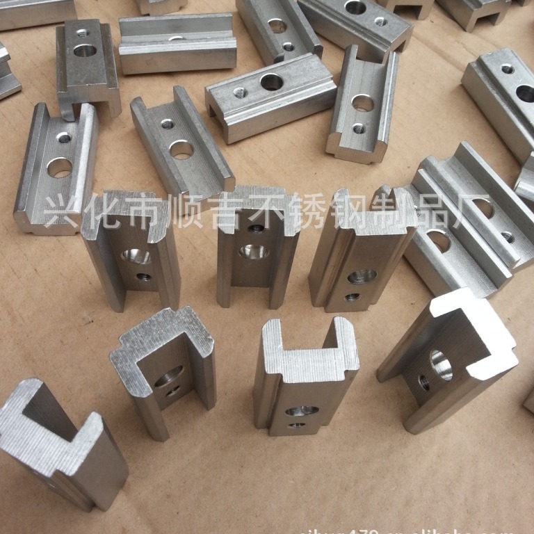 厂家供应 304不锈钢开槽螺母 不锈钢异型螺母防锈高强度防滑设计