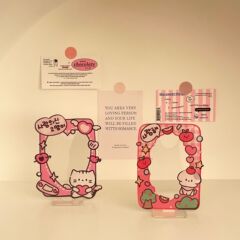 Original Graffiti Style Tangtang Puppy Cartoon Card Sleeve Card Brick Guka Gupan Desktop Card Sleeve Stand