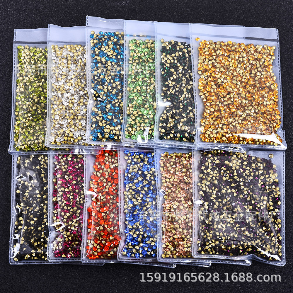 11007872674_1886960302