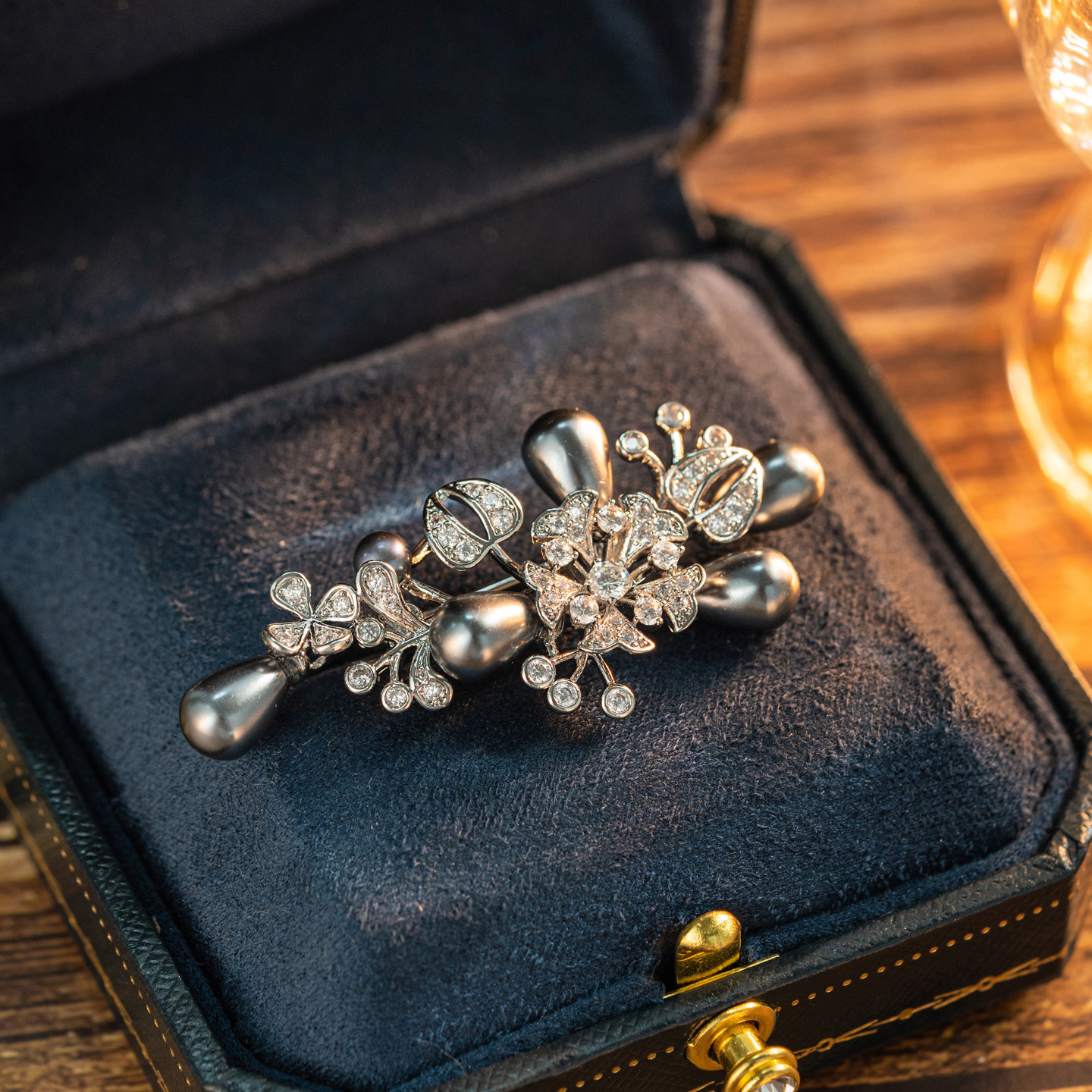 天奢珠宝高档品牌 韩国风气质优雅花朵胸针女 繁华同款别针配饰