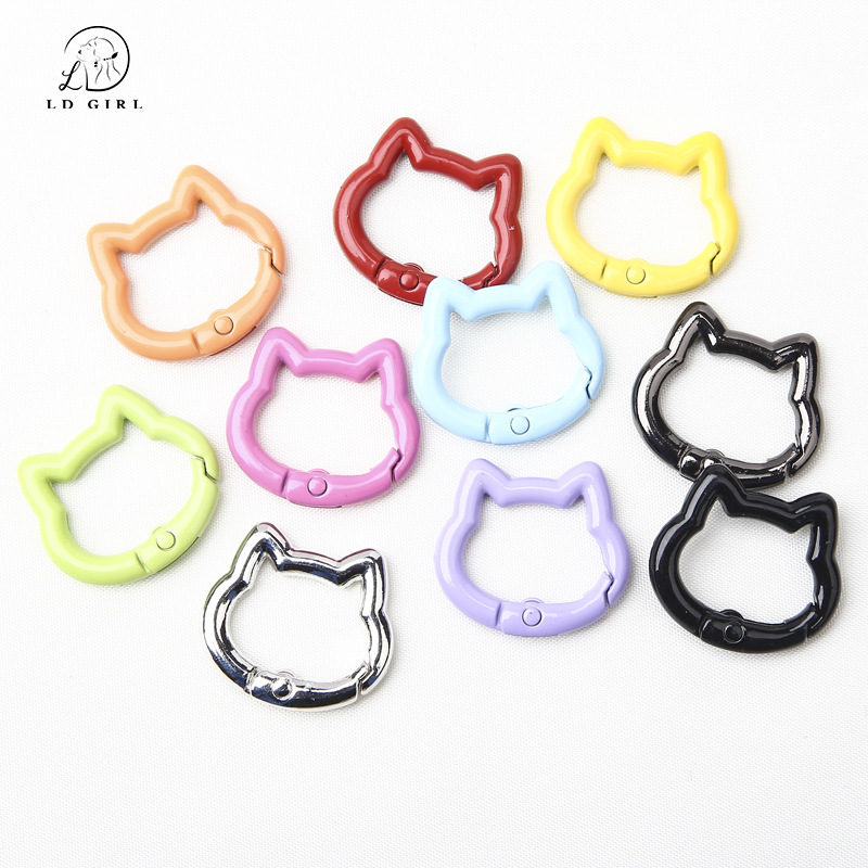 Colorful painted cat head spring buckle keychain DIY hanging spray cat head spring coil buckle accessories alloy connection ring 2