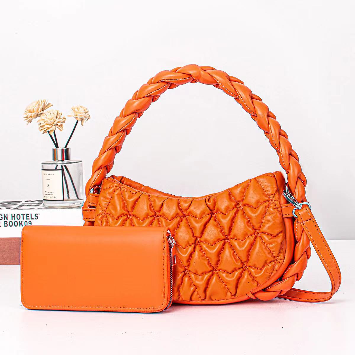 Women's Pleated Underarm Shoulder Bag With Wallet For Every Day_voghion.com