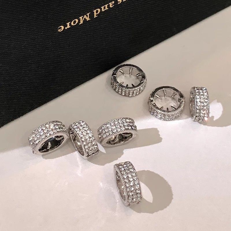 虞書欣同款銀色金屬圓形發扣ins小眾氛圍感嘻哈精緻百搭頭飾配飾