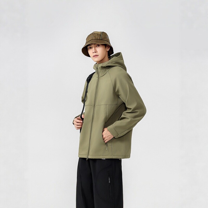 Softshell jacket for couples, waterproof, oil-proof, stain-resistant, suitable for mountaineering, hiking, camping, all-weather outdoor travel, versatile jacket