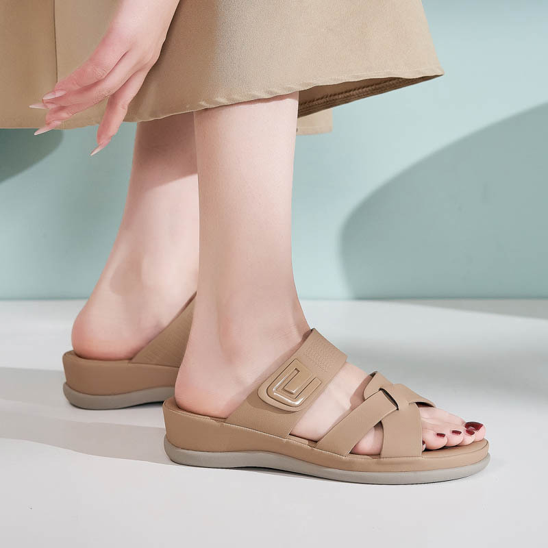 Amazon nueva primavera y verano 2025 zapatillas frías de fondo grueso para mujeres casuales cómodas de tamaño grande simple zapatillas versátiles una alquiler