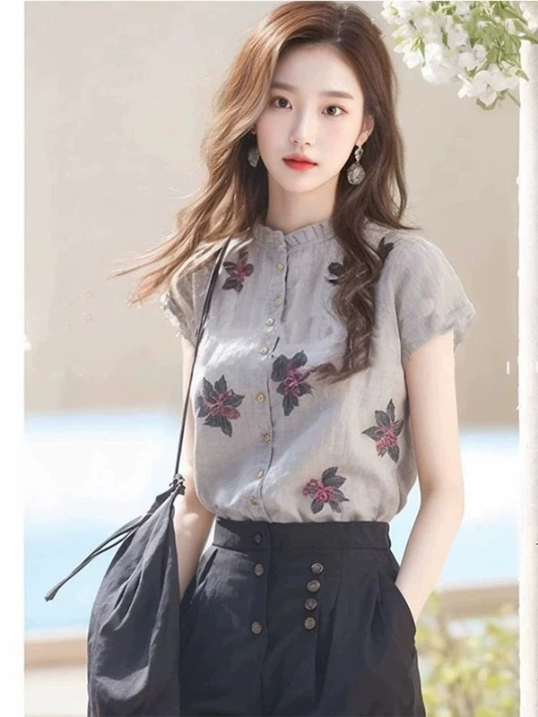 正品哥家新款2025女夏立领灰色花朵短袖亚麻衬衫时尚气质百搭上衣|undefined