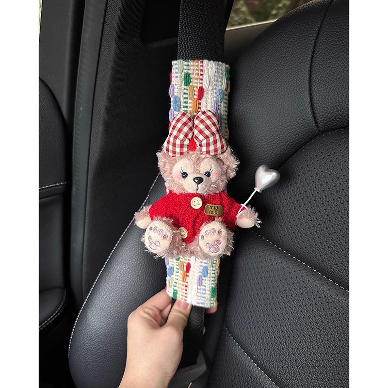 Autumn and winter car seatbelt shoulder pad, car protective cover, anti-neck strangulation, essential car accessory for new cars, car interior decoration for girls