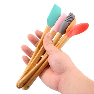 Multi-color silicone kitchenware children's baking tools small size mini scraper silicone brush applicable gifts in stock wholesale