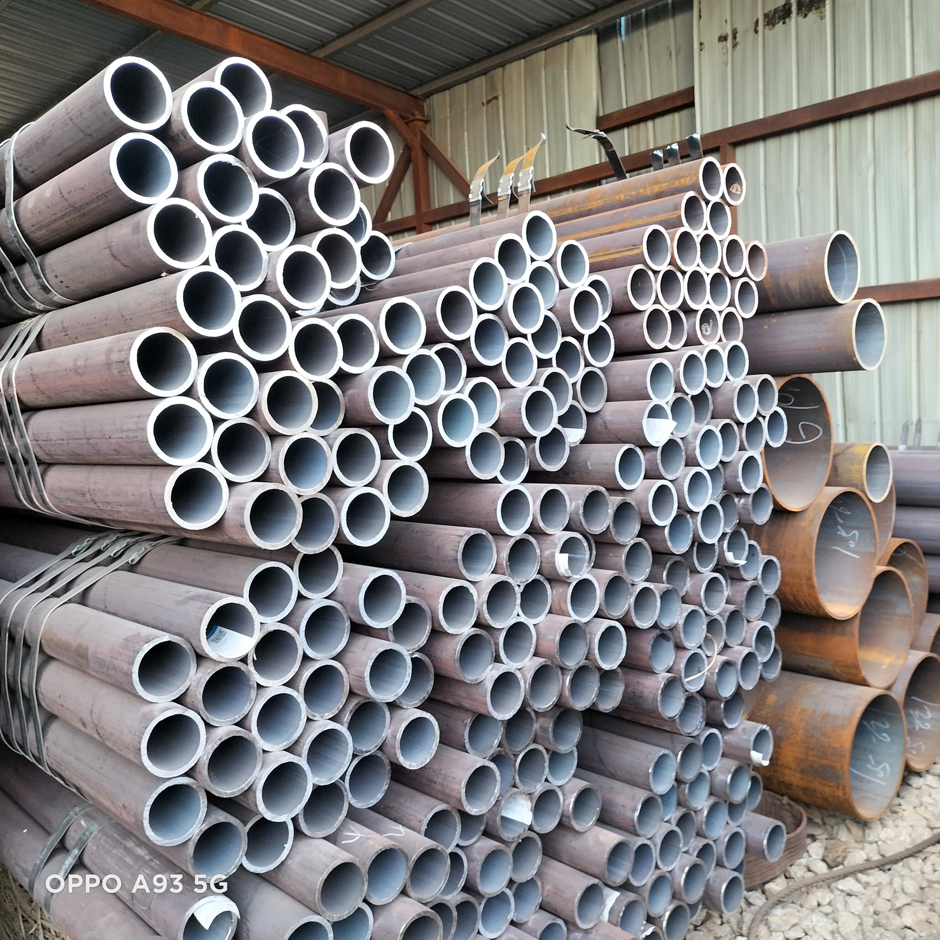 宝钢30crmnSiA无缝管 4130 气瓶用无缝钢管GB/T18248-2021厚壁